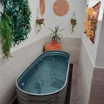 De La Haya & Con Jacuzzi, Junto Al Teatro Apartment *
