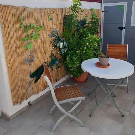 De La Haya & Con Jacuzzi, Junto Al Teatro 아파트