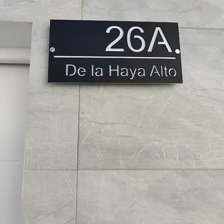 De La Haya & Con Jacuzzi, Junto Al Teatro Apartment *