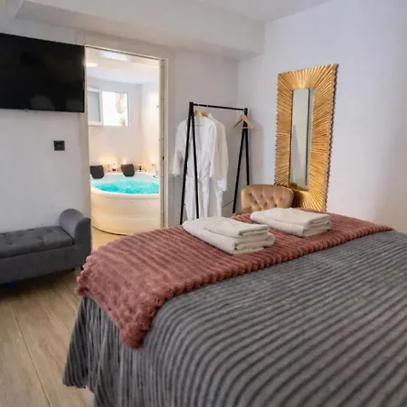 דירה De La Haya & Con Jacuzzi, Junto Al Teatro מרידה