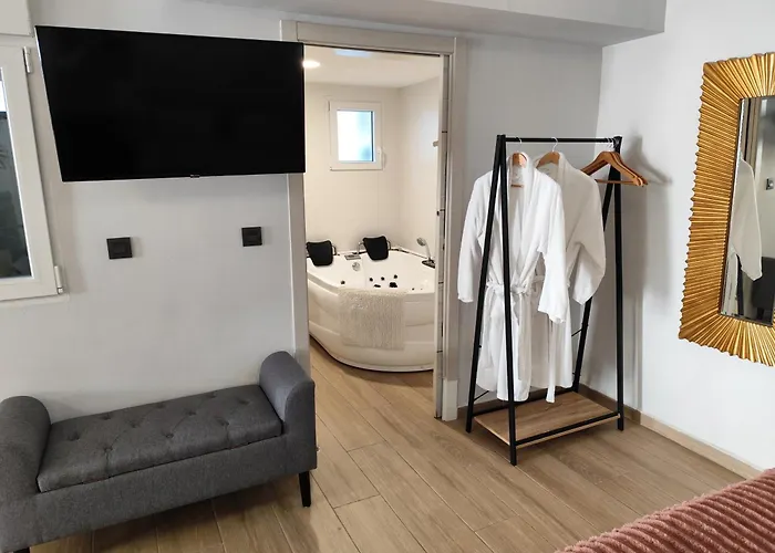 Апартаменты De La Haya & Con Jacuzzi, Junto Al Teatro *