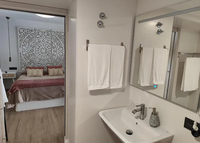 Апартаменты De La Haya & Con Jacuzzi, Junto Al Teatro *