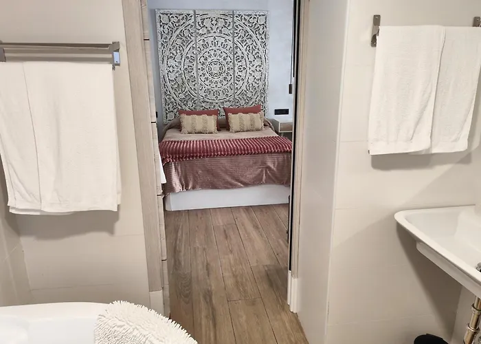 De La Haya & Con Jacuzzi, Junto Al Teatro Апартаменты