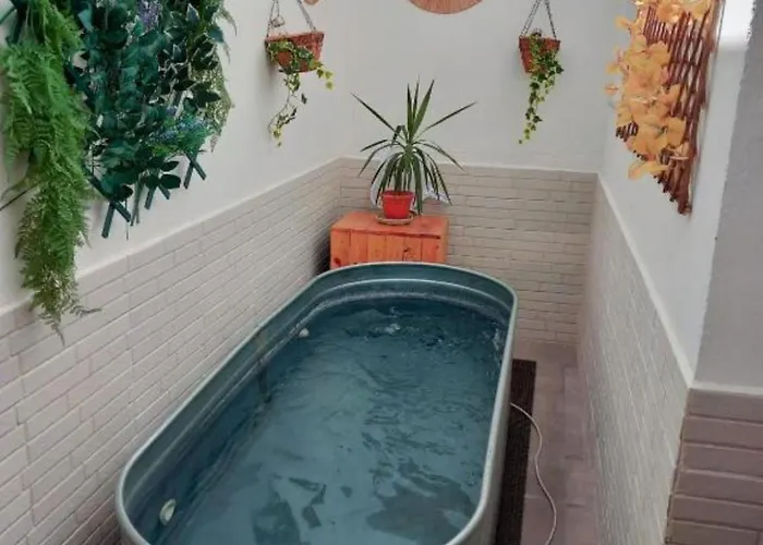 De La Haya & Con Jacuzzi, Junto Al Teatro Апартаменты *